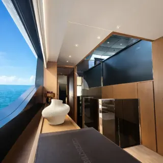 ZATARA II - Main Deck