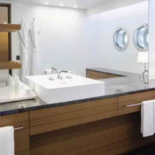 BOLD - VIP Bathroom