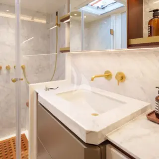 BADE - Image of a similar catamaran (guest cabin)