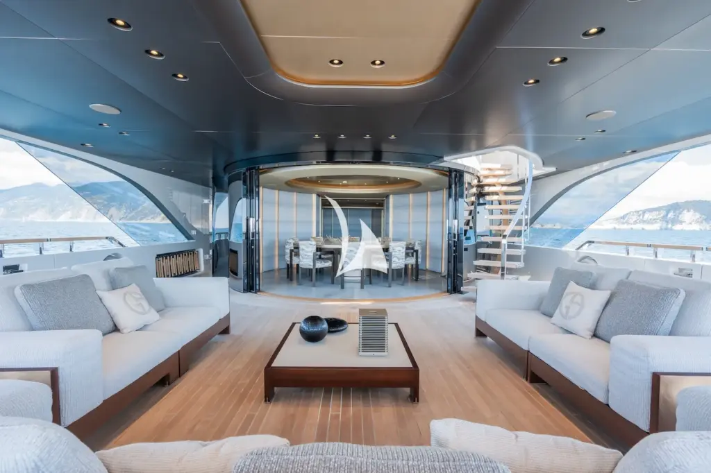 SILVER STAR I - Main deck aft