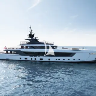 SILVER STAR I - Profile at anchor