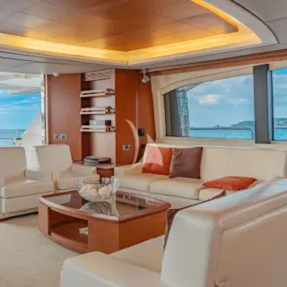 CAMY ED - Main Salon