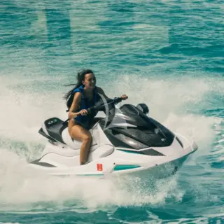 AQUASITION - Toys underway