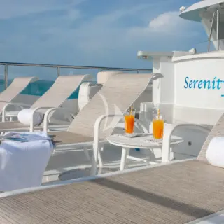 SERENITY - Sundeck Lounge Area