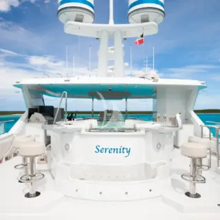 SERENITY - Sundeck with Jacuzzi