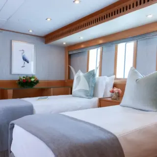 SERENITY - Stateroom conversion into twins
