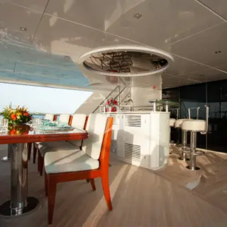 SERENITY - Aft-deck with Bar and Dining