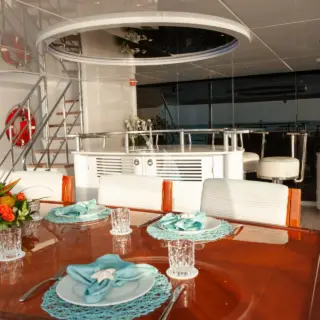 SERENITY - Aft-deck with Bar and Dining