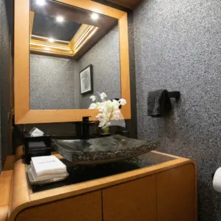 SERENITY - Dayhead on Main Deck