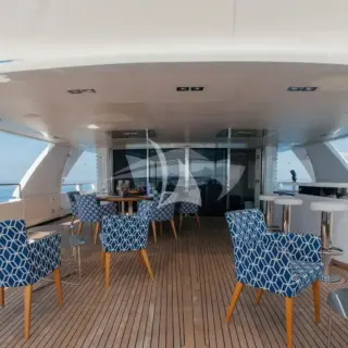 LADY IN BLUE - Image 15