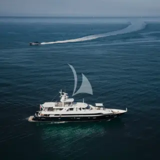 LADY IN BLUE - Image 7