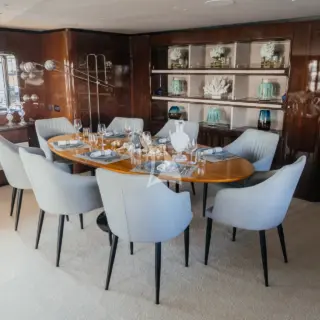 LADY IN BLUE - Image 24