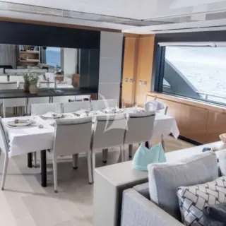 DARK HORSE - Main Salon Dining