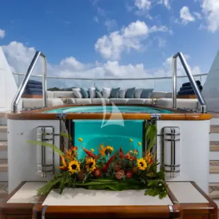 WHEELS - Sun Deck Forward Jacuzzi