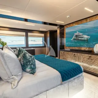 CynderElla - Main deck master stateroom 