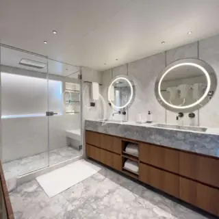 RISING DAWN - Master En Suite