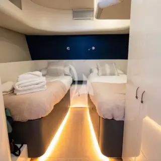 YKNOT NOW - Guest Cabin