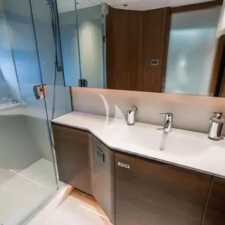 GYPZY - VIP Cabin Ensuite  