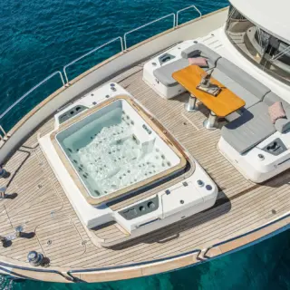 HUMILITAS II - Foredeck Closeup