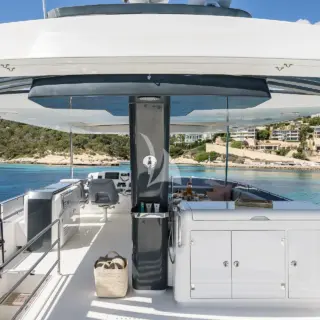 HUMILITAS II - BBQ and Shower on Sun deck
