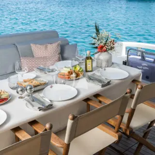 HUMILITAS II - Maindeck Aft Alfresco Dining