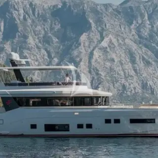 HUMILITAS II - Side View of the vessel
