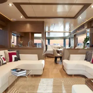 HUMILITAS II - Main saloon lounge area