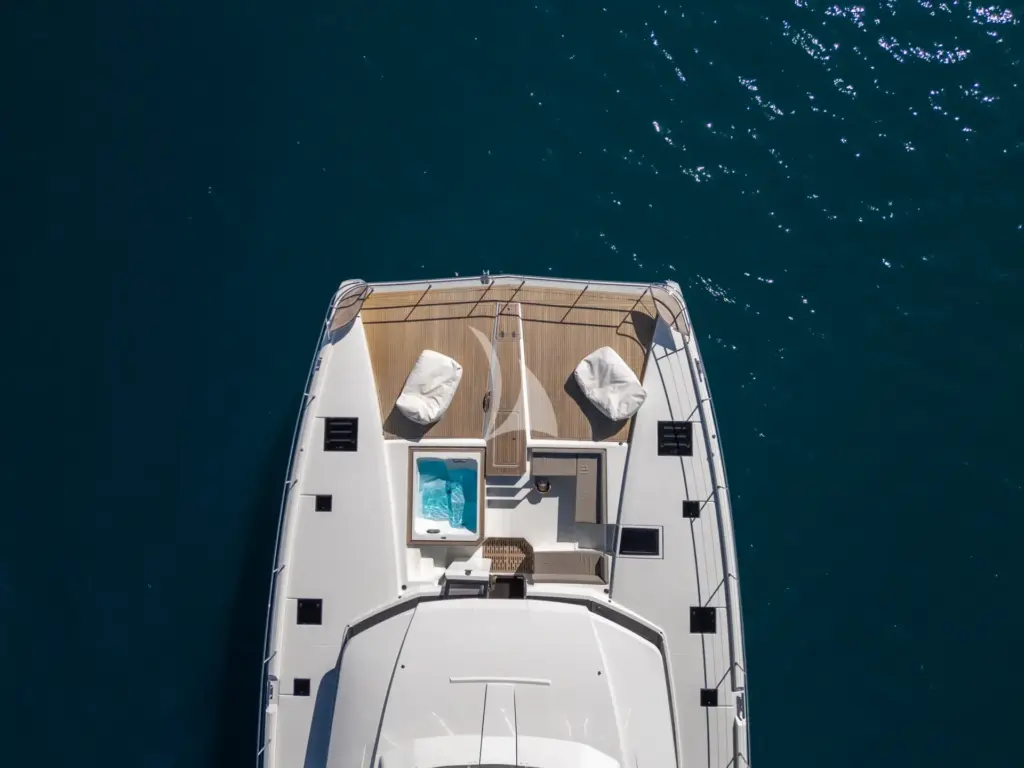 ARIVA - Arial view of Jacuzzi