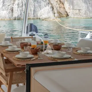 ARIVA - Breakfast with a view