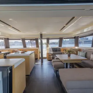 ARIVA - Main saloon