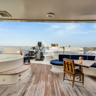 Bridge Deck Aft - AVALINA 130' Westport 2003/2023