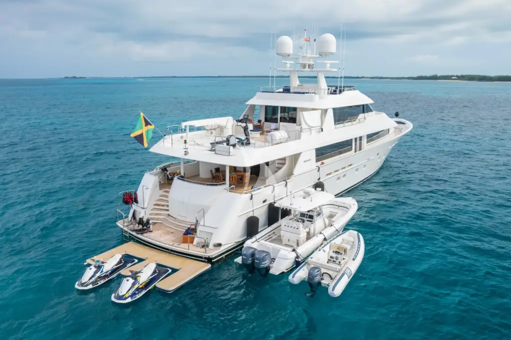 AVALINA 130' Westport 2003/2023