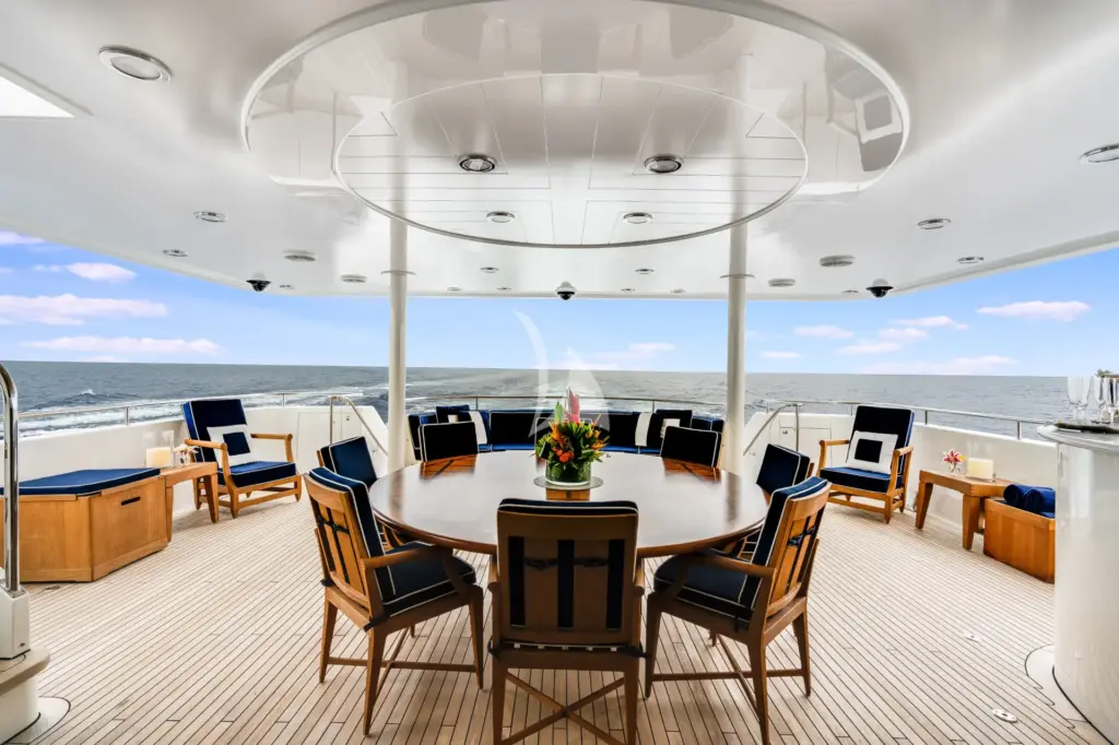 Aft Deck - AVALINA 130' Westport 2003/2023