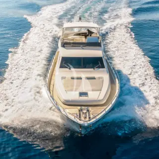 DOMINIQUE - Speeding