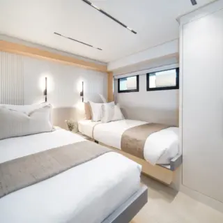 BLUESTONE - TWIN CABIN