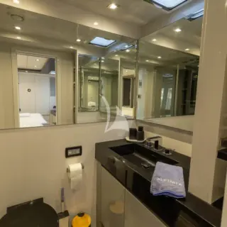 ALKIMIA - Master Bathroom