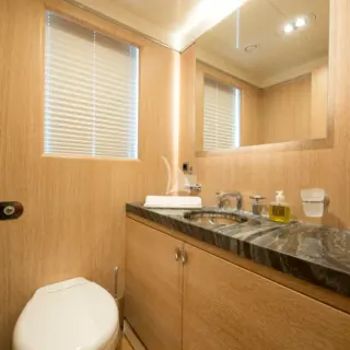 AQUARIUS - Upper deck dayhead