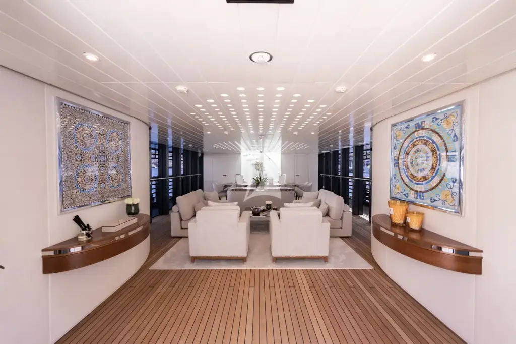 OCEAN PEARL - Main Saloon