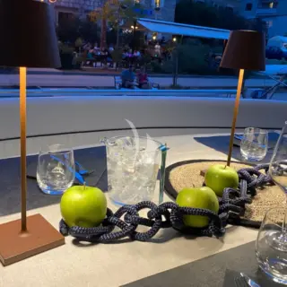 MAGIC SIX - AFT DECK - Dinning area