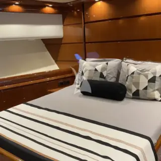 MAGIC SIX - VIP CABIN