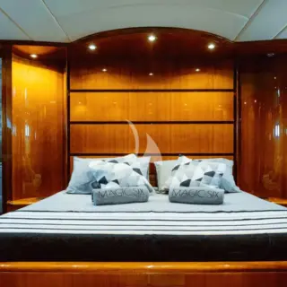 MAGIC SIX - MASTER CABIN