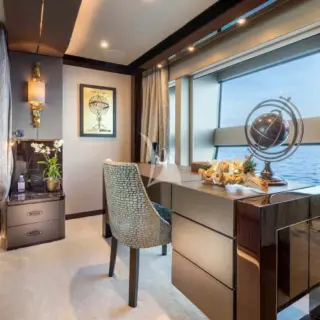 NEXUS - Master Stateroom