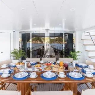 LADY G II - Upper deck Aft