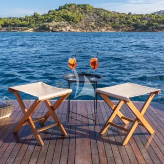 LADY G II - Beach club