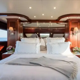 ENDLESS SUMMER - Master Cabin 