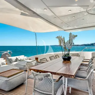 MRS GREY - aft deck