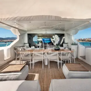 MRS GREY - aft deck