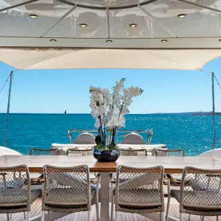 MRS GREY - aft dining