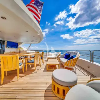 NATURAL 9 - Bridge Deck Aft
