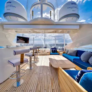 NATURAL 9 - Sun Deck